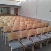 Saalbestuhlung- Blick von Vorne